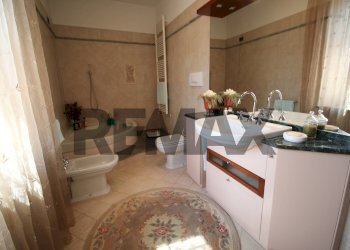 Bagno - Villa VIA CONVENTO
 
10, Almenno San Salvatore - foto 44