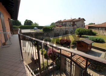 Balcone - Villa VIA CONVENTO
 
10, Almenno San Salvatore - foto 52
