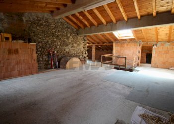 Parcheggio - Casa semi indipendente VIA CONVENTO
 
10, Almenno San Salvatore - foto 4