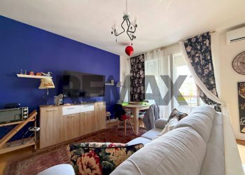 Soggiorno - Trilocale Viale Stella Maris
 
scala e, Manfredonia - foto 4