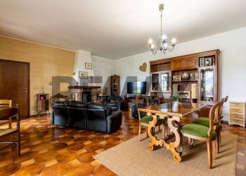 Sala da pranzo - Four-room apartment via parini
 
8, Merone - photo 3
