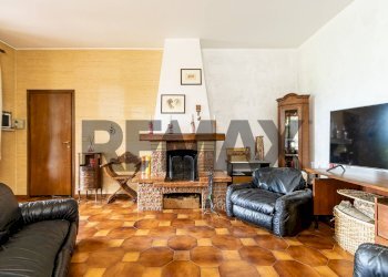Soggiorno - Four-room apartment via parini
 
8, Merone - photo 5