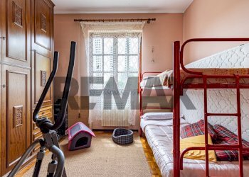 Camera / camera da letto - Four-room apartment via parini
 
8, Merone - photo 25