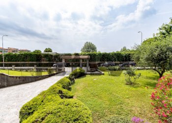 Giardino - Four-room apartment via parini
 
8, Merone - photo 31