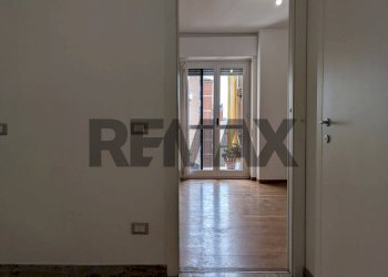 Stanza vuota - Trilocale Via Andrea Solari
 
19, Milano - foto 4