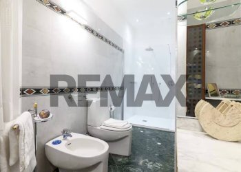 Bagno - Bilocale Via San Senatore
 
5, Milano - foto 25