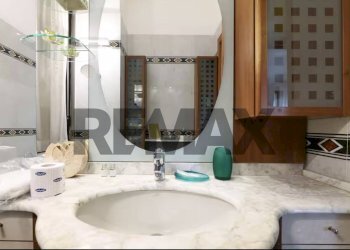 Bagno - Bilocale Via San Senatore
 
5, Milano - foto 30