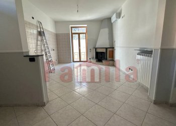Foto 3 - Quadrilocale Sirignano - foto 3