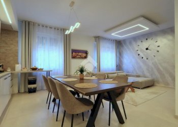 Three-room apartment Via Delle Ortolane, Reggio nell'Emilia - photo 5