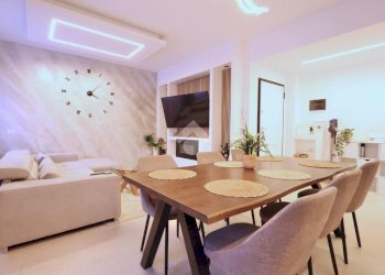 Three-room apartment Via Delle Ortolane, Reggio nell'Emilia - photo 2