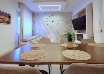Three-room apartment Via Delle Ortolane, Reggio nell'Emilia - photo 12