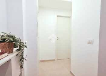 Three-room apartment Via Delle Ortolane, Reggio nell'Emilia - photo 18