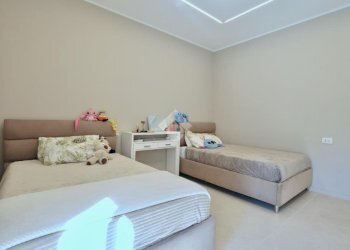 Three-room apartment Via Delle Ortolane, Reggio nell'Emilia - photo 16