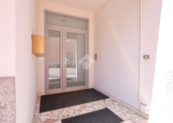 Three-room apartment Via Delle Ortolane, Reggio nell'Emilia - photo 28