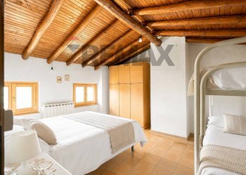 Camera / camera da letto - Rustico CONTRADA VALPIANA
20, Foza - foto 12