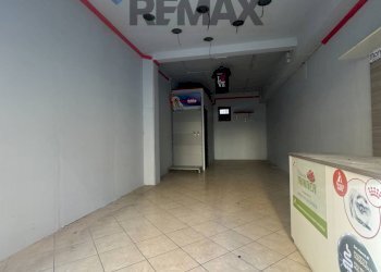 Parcheggio - Commercial Premises Via Adolfo Omodeo
11, Napoli - photo 6