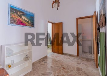 Hall / corridoio - Independent house via Archimede
 
157-159, Cinisi - photo 10