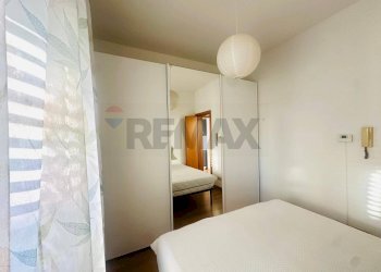Camera / camera da letto - Two-room apartment cortile primo carbone
1, Palermo - photo 5