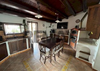 Sala da pranzo - Semi-detached house Via Palermo
 
23, Ragusa - photo 4