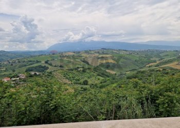 Vista delle montagne - Villa Contrada Colle Marcone
 
snc, Bucchianico - foto 18