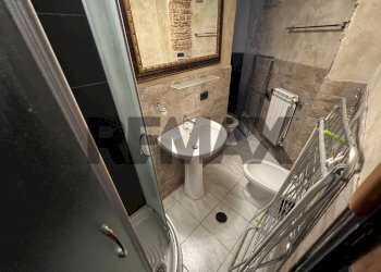 Bagno - Apartment Via Catanzaro
17, Roma - photo 13