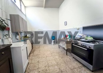 Cucina - Casa indipendente Via Luigi Einaudi
 
1, San Michele Salentino - foto 8