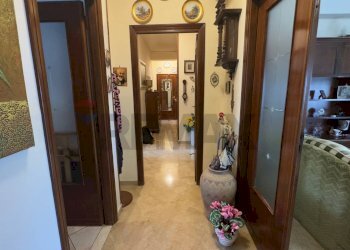 Hall / corridoio - Appartamento viale della regione siciliana
 
2464, Palermo - foto 8