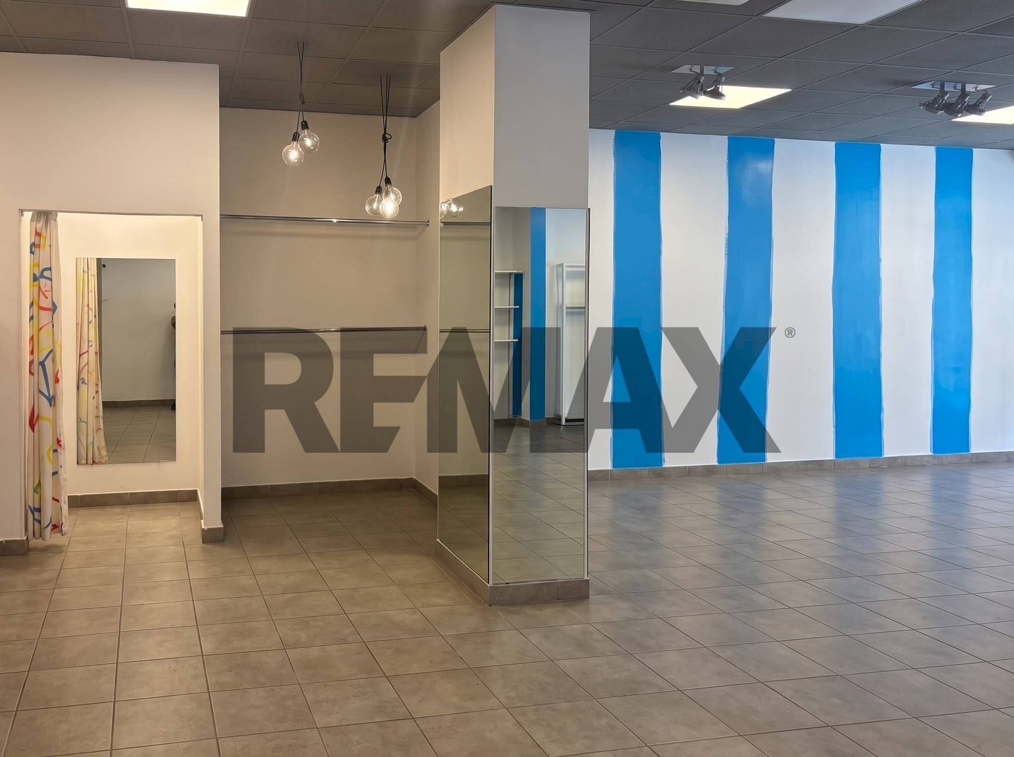 Stanza vuota - Commercial Premises via Geremia di Scanno
129/131, Barletta - photo 2