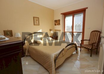 Camera / camera da letto - Three-room apartment via 4 novembre
 
11, Vinovo - photo 10
