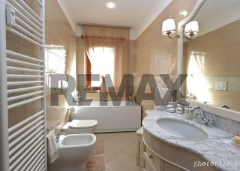 Bagno - Three-room apartment via 4 novembre
 
11, Vinovo - photo 14
