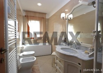 Bagno - Three-room apartment via 4 novembre
 
11, Vinovo - photo 15
