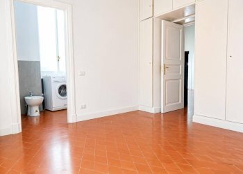 Camera da letto - Two-room apartment via della Gensola, 3, Roma (neighborhood Trastevere) - photo 9