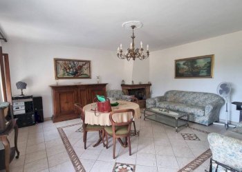 Salone - Rustic via Variala, Mombercelli - photo 11