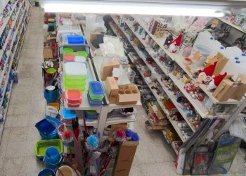 Interno non residenziale - Colorificio - Ferramenta - Elettricità via Piave, Matino - foto 10