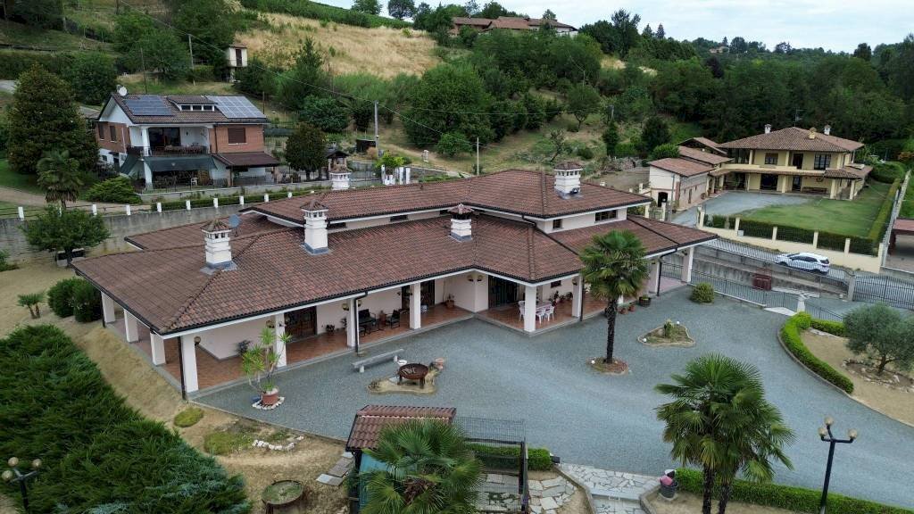 Vista - Villa strada Vecchia d'Asti, Nizza Monferrato - photo 1