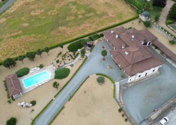 Piscina - Villa strada Vecchia d'Asti, Nizza Monferrato - photo 6
