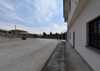 Zona - Villa strada Vecchia d'Asti, Nizza Monferrato - photo 15