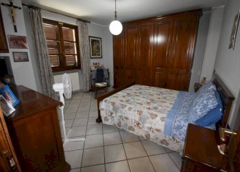 Camera da letto - Villa strada Vecchia d'Asti, Nizza Monferrato - photo 20