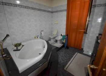 Bagno - Villa strada Vecchia d'Asti, Nizza Monferrato - foto 21