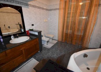 Bagno - Villa strada Vecchia d'Asti, Nizza Monferrato - photo 26