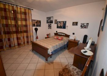 Camera da letto - Villa strada Vecchia d'Asti, Nizza Monferrato - photo 27