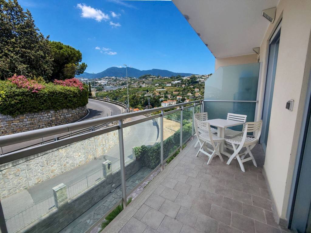 Terrazzo - Bilocale strada Privata Serenella, 36, Sanremo - foto 1