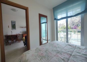 Camera da letto - Bilocale strada Privata Serenella, 36, Sanremo - foto 8