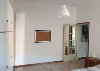Camera da letto - Three-room apartment via Eugenio Curiel, 5, Parma (neighborhood Cittadella) - photo 5