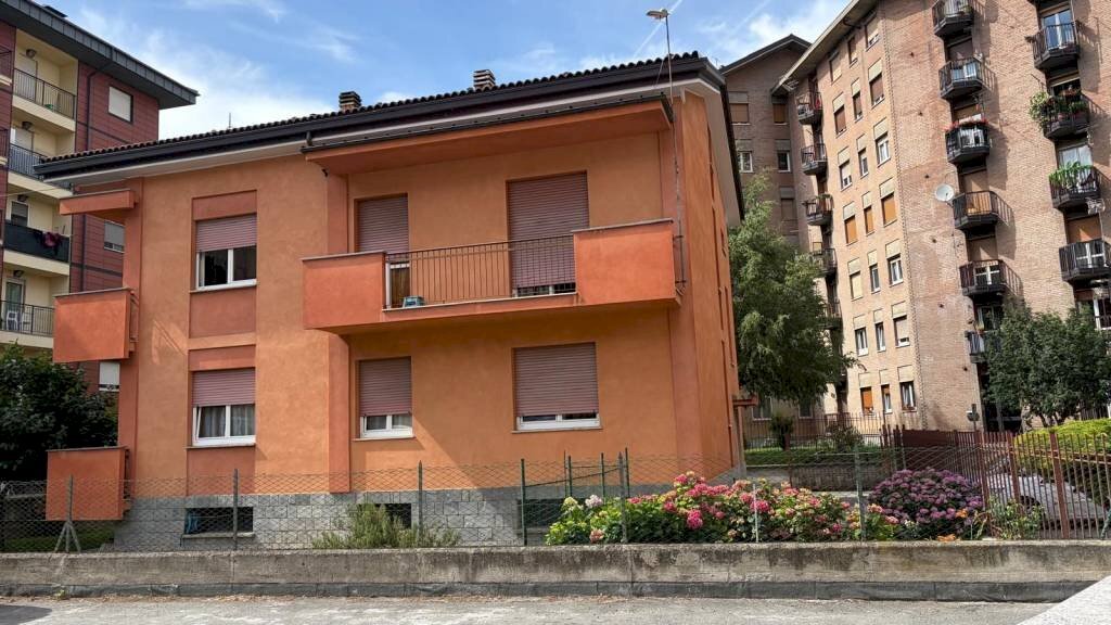 Facciata - Villa corso Ivrea, 47, Aosta - photo 1