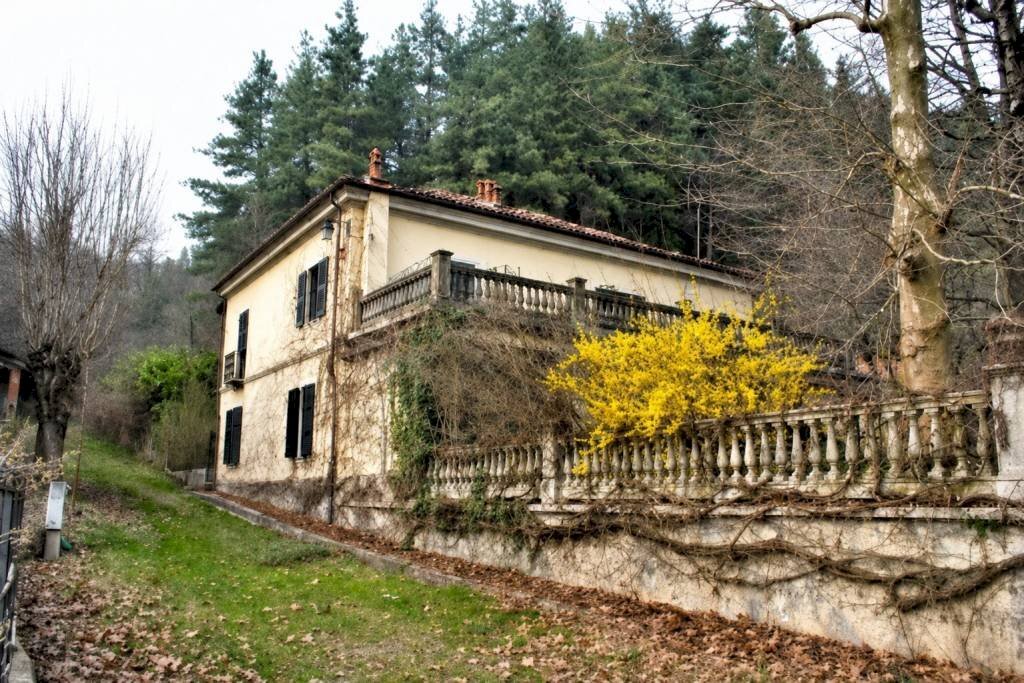 Facciata - Villa via Valdieri, 66, Borgo San Dalmazzo - foto 1