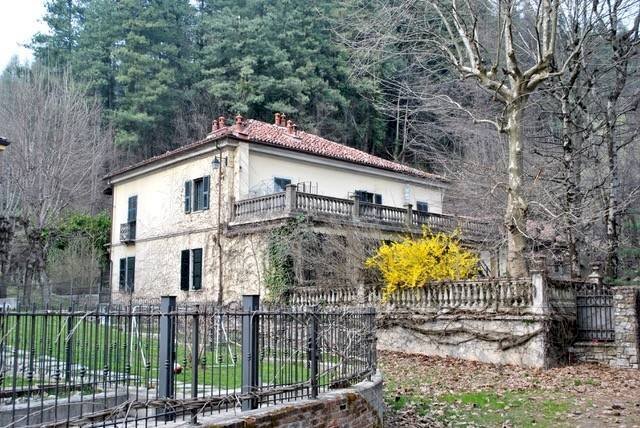 Facciata - Villa via Valdieri, 66, Borgo San Dalmazzo - foto 2