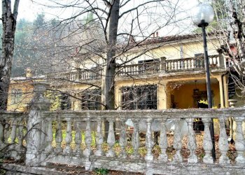 Facciata - Villa via Valdieri, 66, Borgo San Dalmazzo - foto 4