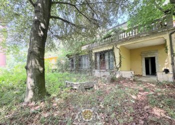 Facciata - Villa via Valdieri, 66, Borgo San Dalmazzo - foto 7