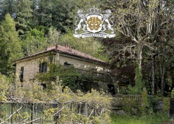 Facciata - Villa via Valdieri, 66, Borgo San Dalmazzo - foto 9